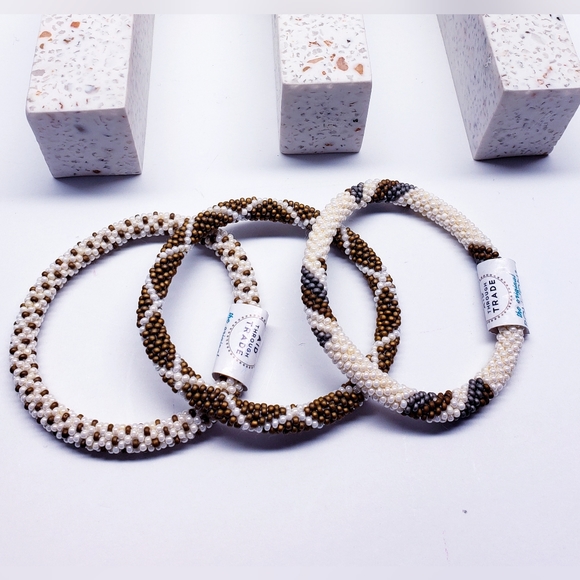 KHAKI-Original Roll-On® Bracelets, 7" round, made in Nepal #4 (3 pieces) - Picture 3 of 7